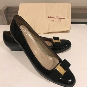 Salvatore Ferragamo Vara Black Patent Heels 8.5